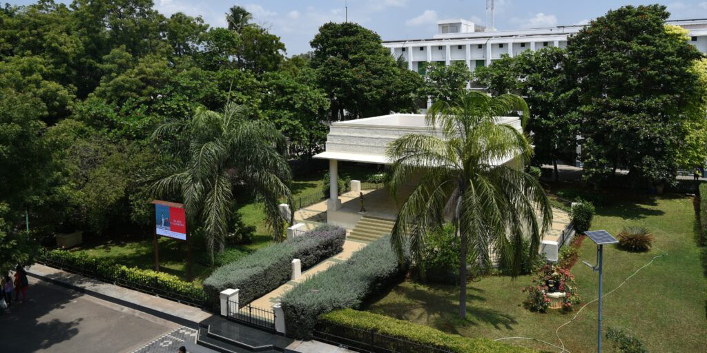 Home Big Basket Laundry2